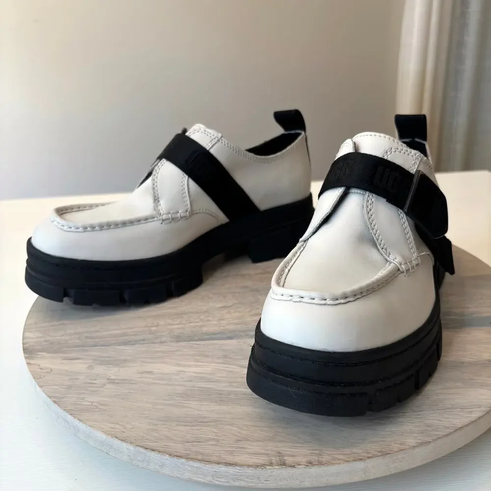 Ugg UGGs Women's Ashton Platform Black White Lug Shoes US Size 9 Strap